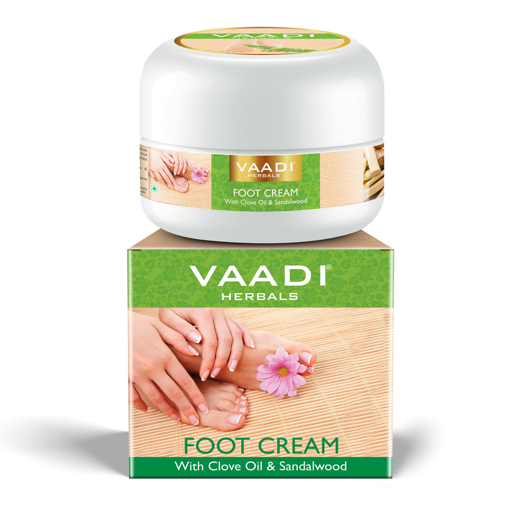 Organic Foot Cream with Clove & Sandalwood Oil - Softens Dry & Cracked Feet - Deep Moisturises (30 gms / 1.1 oz)