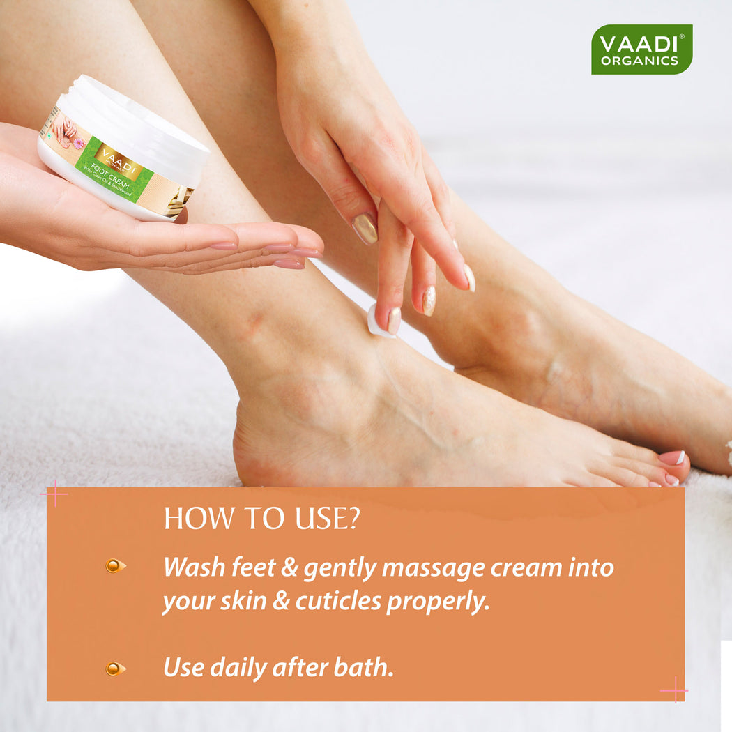 Organic Foot Cream with Clove & Sandalwood Oil - Softens Dry & Cracked Feet - Deep Moisturises (30 gms / 1.1 oz)