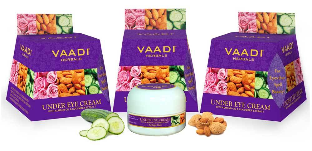 Organic Under Eye Cream with Almond Oil & Cucumber Extract - Reduces Puffiness - Keeps Skin Youthful (3 x 30 gms /1.1 oz)